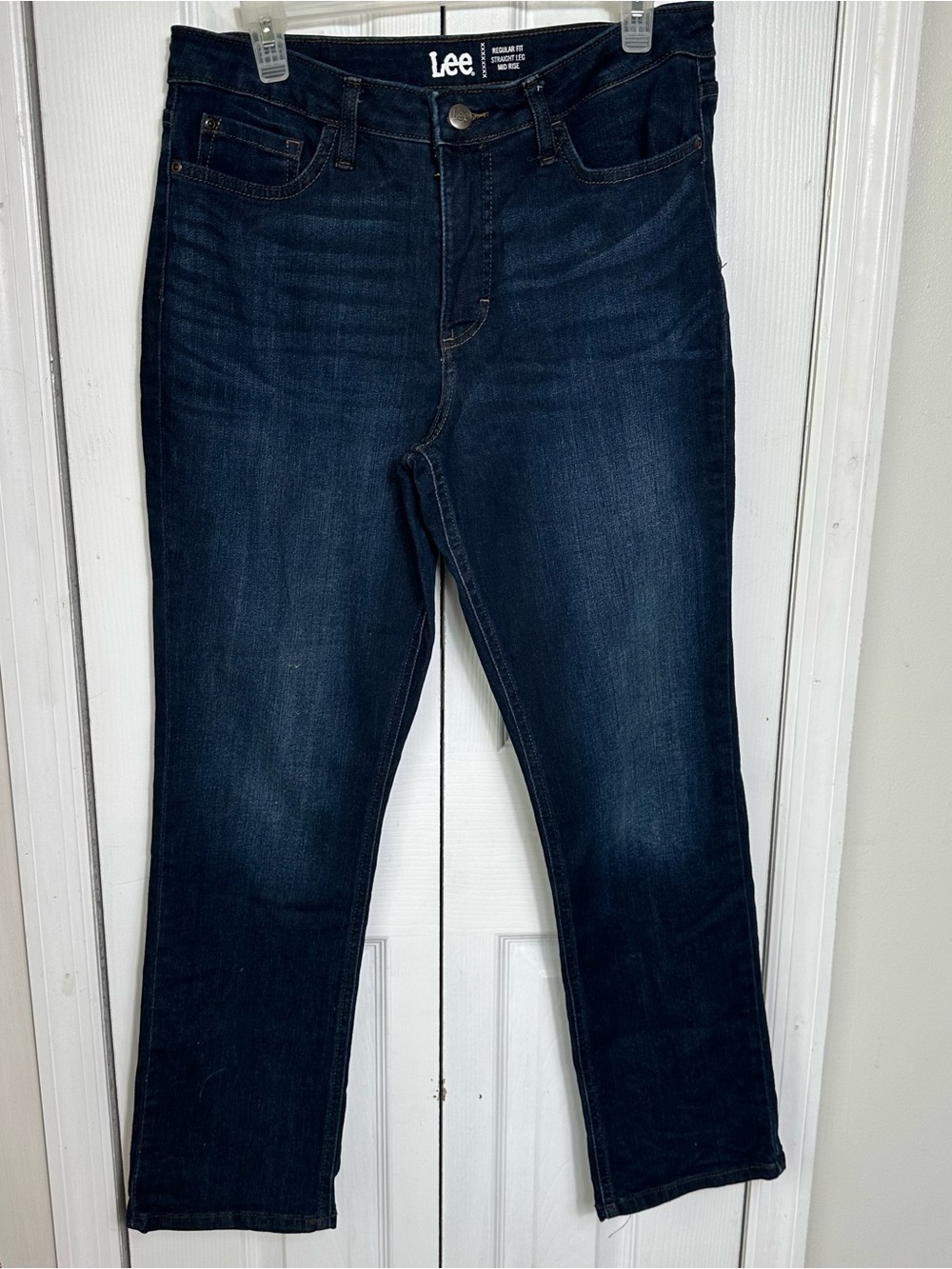 Lee women’s Dark Blue Straight-Leg Jeans size 12 medium